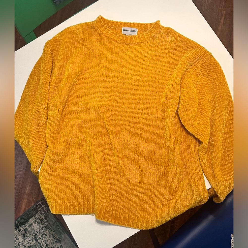 Trendy Looks Mustard Yellow Sweater
